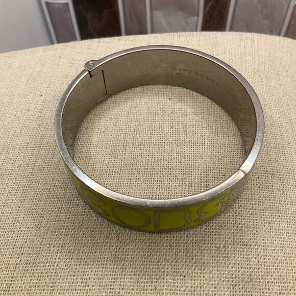 Marc Jacobs Neon Bangle Bracelet - Picture 2 of 6
